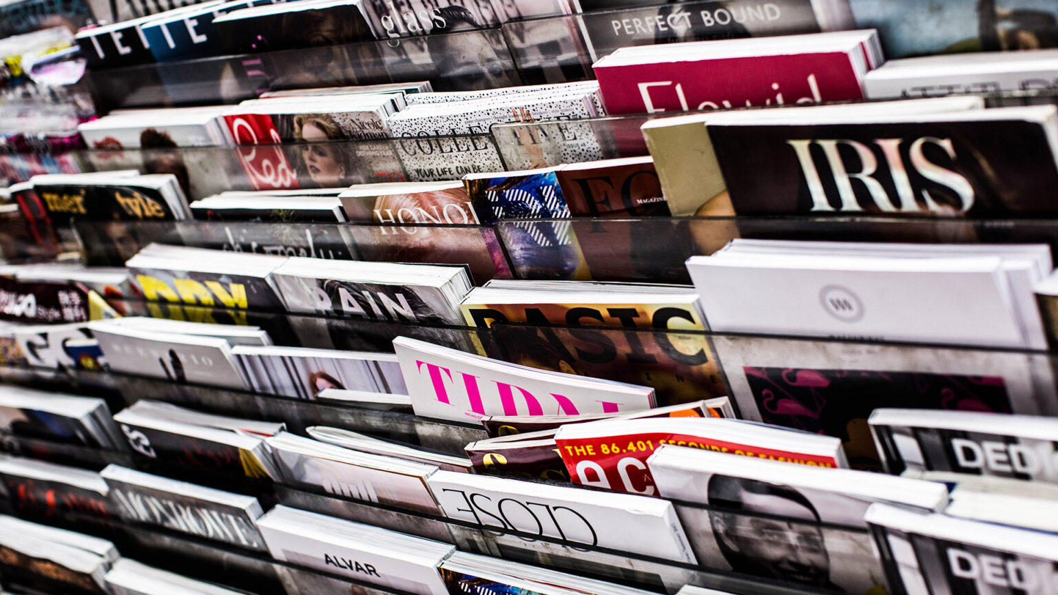 Home & Office Magazine & Newspaper Delivery NYC Mitchell'sNY